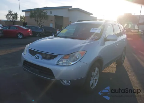 2010 Hyundai Veracruz Limited z USA, uszkodzony, nr VIN KM8NU4CC0AU137789